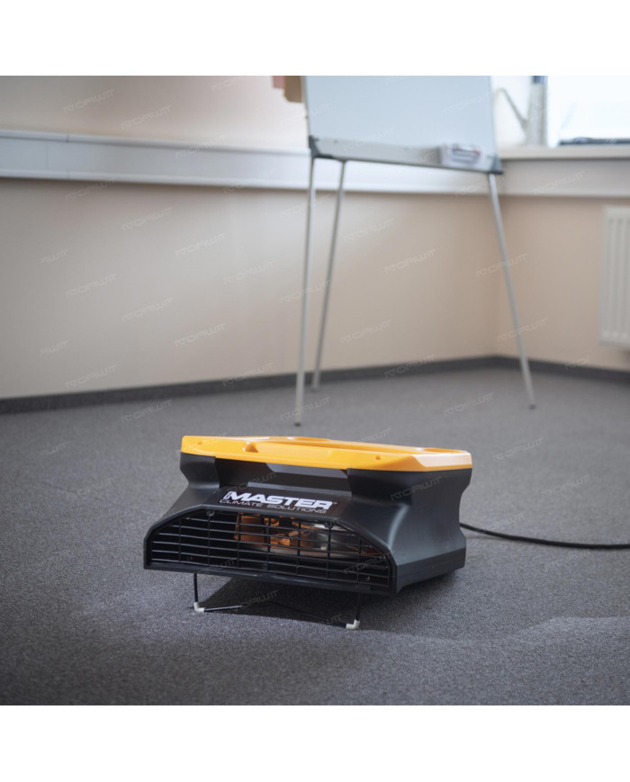 Master CDX 20 Floor Blower Master Heaters -      Technical Data:       Airflow [ m³/h ]: 1270/1610     Power supply [ V/Hz ]: 22
