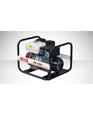 Agregat prądotwórczy jednofazowy FOGO FH 4541 Fogo - Dane techniczne:  Wymiary: 650x520x490 mm Napięcie: 230 V Kategoria Mocy: 1 Agregat prądotwórczy jednofazowy FOGO FH 4541 Fogo - Dane techniczne:  Wymiary: 650x520x490 mm Napięcie: 230 V Kategoria Mocy: 1