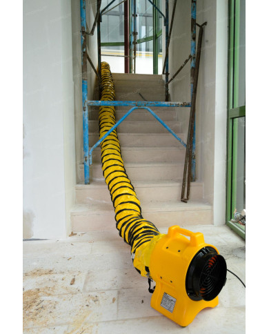 Master BL 4800 Plastic Blower Master Heaters -      Technical Data:       Airflow [ m³/h ]: 750     Power supply [ V/Hz ]: 220-2