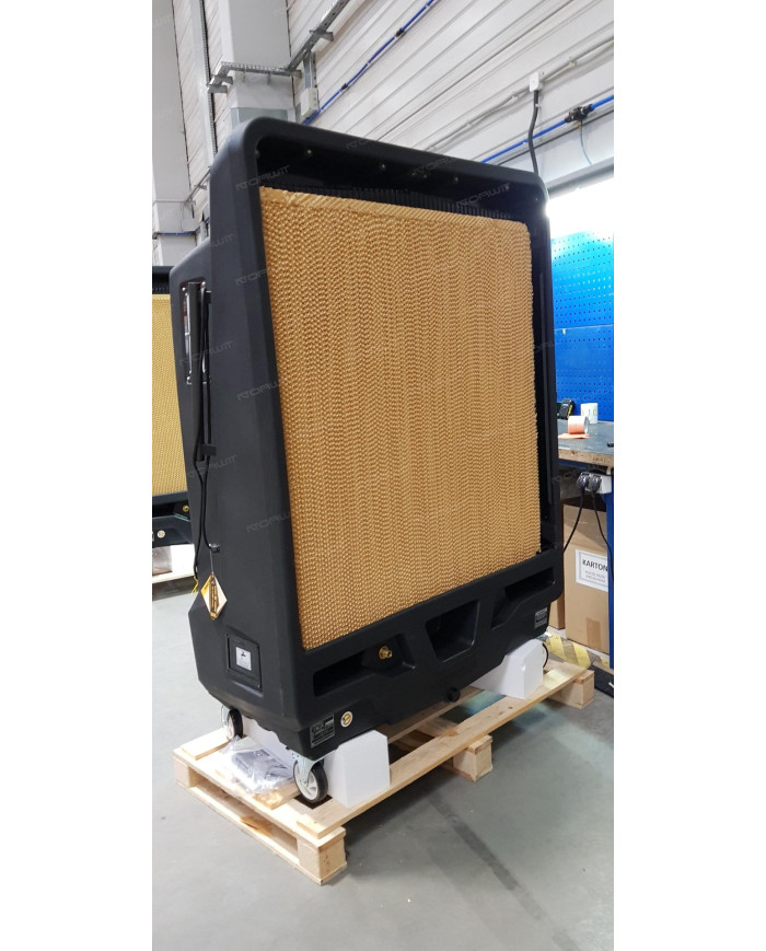 Klimatyzer przenośny MASTER BC 221 Master Heaters - Dane techniczne:  Pojemność zbiornika [ l ]: 120 Przepływ powietrza [ m³/h ]