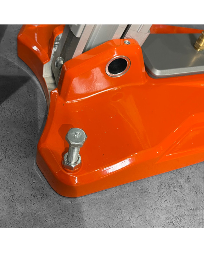 Kompletna wiertnica HUSQVARNA DMS 240 Husqvarna Construction - Dane techniczne:  Ciężar: 20.4 kg Napięcie: 220-240 V Moc znam.: 