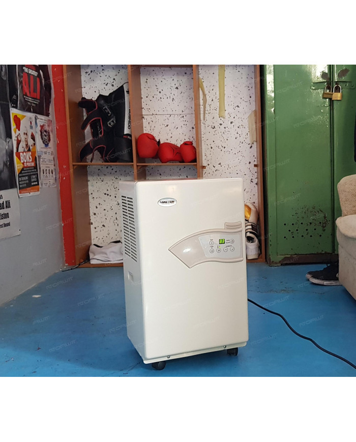 Osuszacz powietrza Master DH 721 Master Heaters -      Technické údaje:       Objem nádrže [ l ]: 4.7     Hladina hluku [ dB(A) 