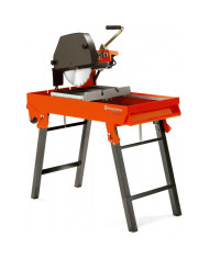 Husqvarna TS 300E 350mm table saw Husqvarna Construction - Specifications:  Weight: 82 kg Power: 2.2 kW Dimensions: 1120mm x 600 Husqvarna TS 300E 350mm table saw Husqvarna Construction - Specifications:  Weight: 82 kg Power: 2.2 kW Dimensions: 1120mm x 600