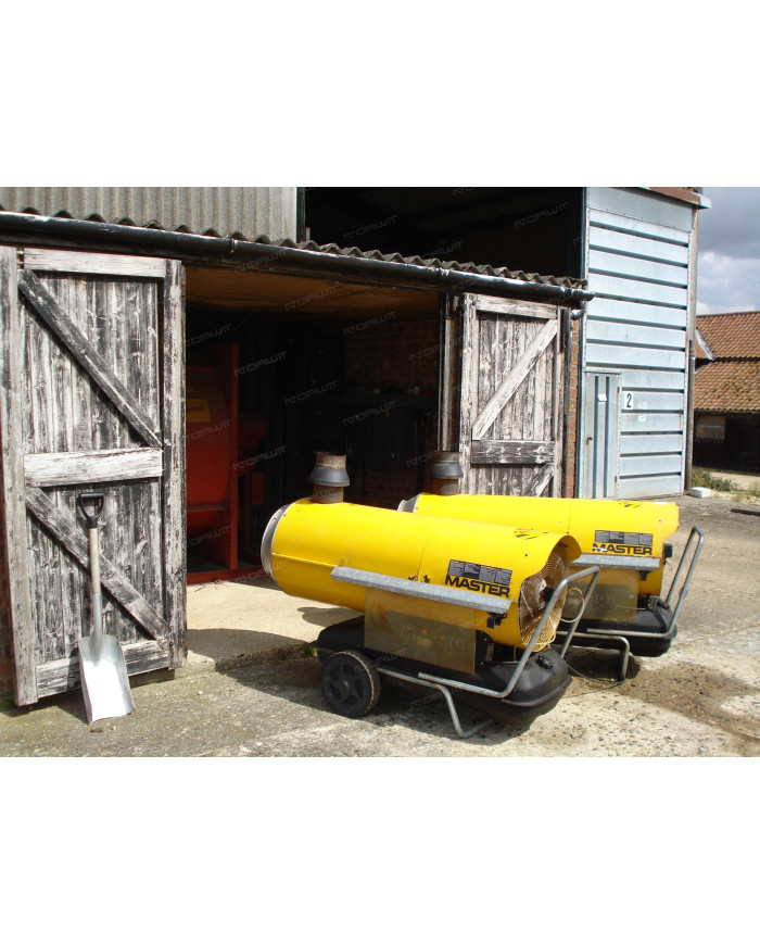 Master BV 290 oil heater with exhaust outlet Master Heaters -      Technical Data:       Tank capacity [ l ]: 105     Airflow [ 