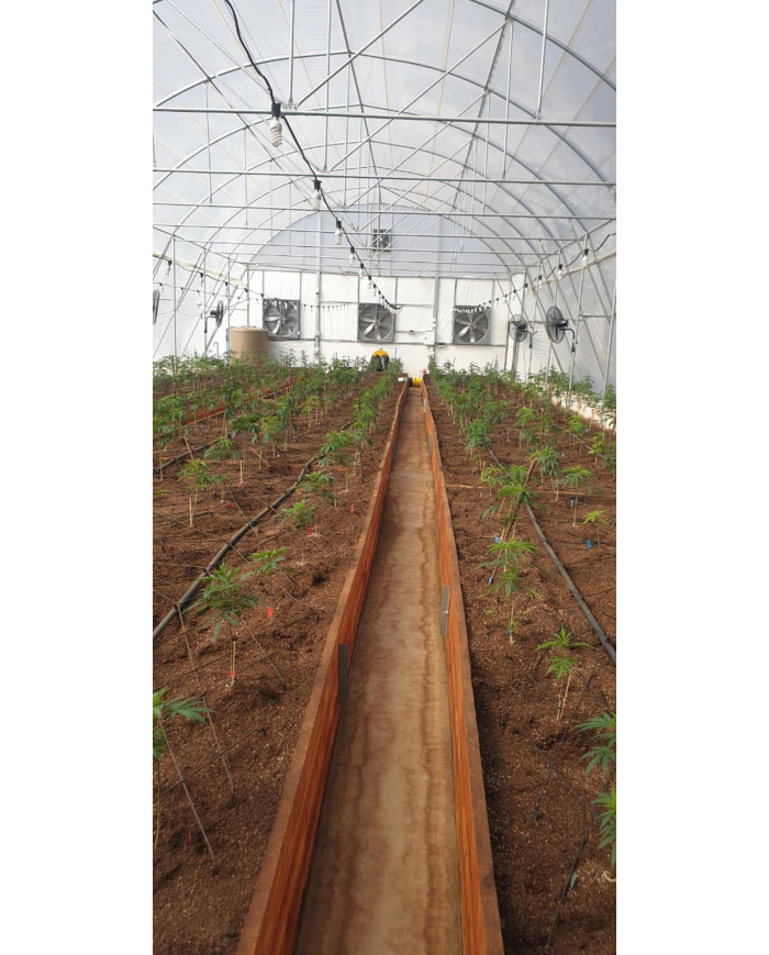 Nagrzewnica olejowa z odprowadzeniem spalin Master BV 400 Master Heaters -      Dane techniczne:       Pojemność zbiornika [ l ]