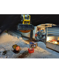 Promiennik podczerwieni Master DC 61 Master Heaters - Dane techniczne:  Pojemność zbiornika [ l ]: 11 Zasilanie [ V/Hz ]: 110-24