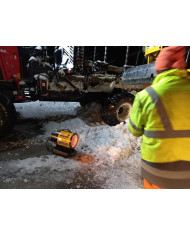 Master DC 61 infrared illuminator Master Heaters -      Technical Data:       Tank capacity [ l ]: 11     Power supply [ V/Hz ]: