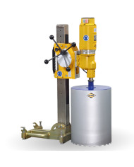 Tripod for Cedima P-6000 drilling rig Cedima - Dane techniczne:: undefinedSrednica wiercen: 600-800 mmciezar: 28.5 kguchylny do: