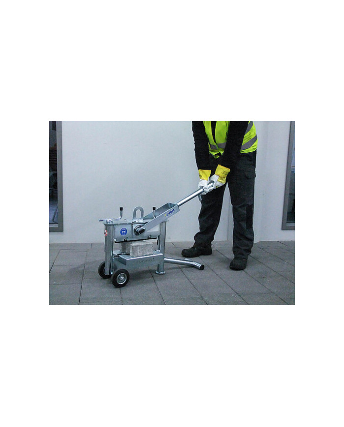 STONE SPLITTER STS-65 Probst Probst - Dane techniczne:Ciezar: 88 kgWysokosc ciecia: 10-120 mmSzerokosc ciecia: 650 mm