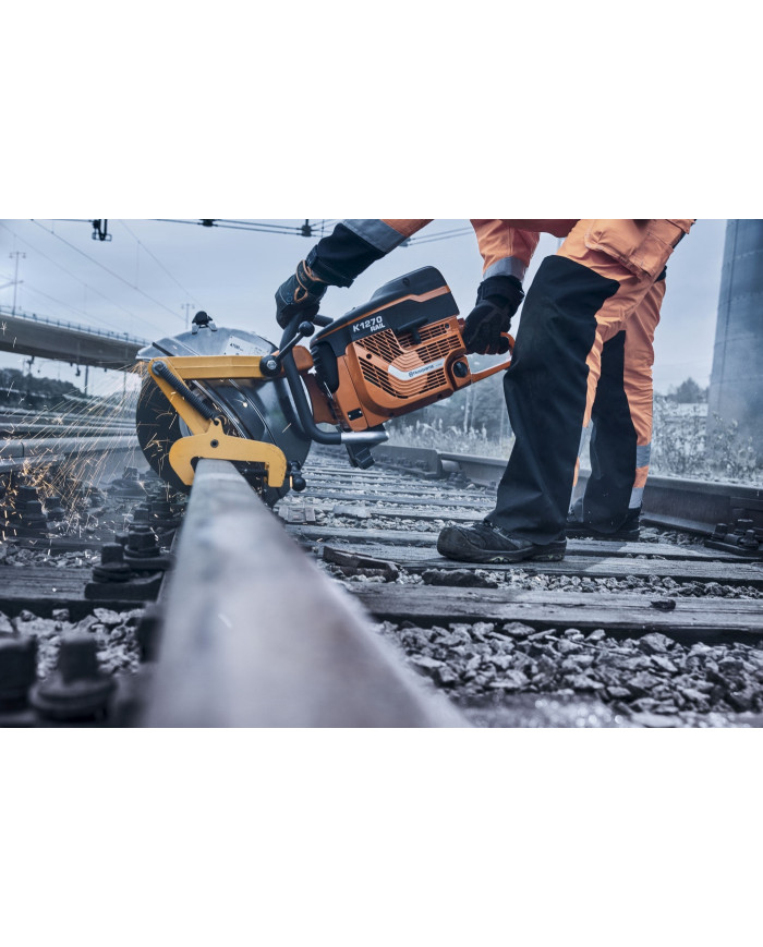 Husqvarna K 1270 RAIL (400 mm, RA 10) Ručný stroj na rezanie koľajníc Husqvarna Construction - Technické údaje:    Rozmery: N/AN Husqvarna K 1270 RAIL (400 mm, RA 10) Ručný stroj na rezanie koľajníc Husqvarna Construction - Technické údaje:    Rozmery: N/AN