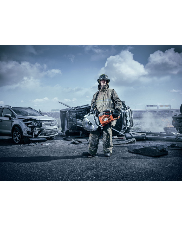 Ručný rezací stroj Husqvarna K 970 Rescue 350 mm Husqvarna Construction - Technické údaje:    Rozmery: N/ANapätie: N/AOtáčky:    Ručný rezací stroj Husqvarna K 970 Rescue 350 mm Husqvarna Construction - Technické údaje:    Rozmery: N/ANapätie: N/AOtáčky: