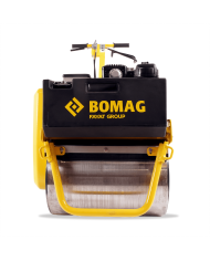Walec jednobębnowy prowadzony Bomag BW 55 E Bomag - Dane techniczne:  Chłodzenie: Powietrzem Ciężar: 150 kg Silnik: Honda GX120  Walec jednobębnowy prowadzony Bomag BW 55 E Bomag - Dane techniczne:  Chłodzenie: Powietrzem Ciężar: 150 kg Silnik: Honda GX120