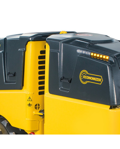 Bomag BMP 8500 Kubota wheeled roller Bomag - Specifications:  Cooling:Liquid Engine: Kubota D1005 Power:14.5 kW / 20.9 hp Workin