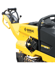 Vedený valec Bomag BW 65 D Bomag - Technické údaje:  Chladenie:    Motor: Kohler KD15-440Otáčky za minútu: Výkonmotora: 3100/min Vedený valec Bomag BW 65 D Bomag - Technické údaje:  Chladenie:    Motor: Kohler KD15-440Otáčky za minútu: Výkonmotora: 3100/min
