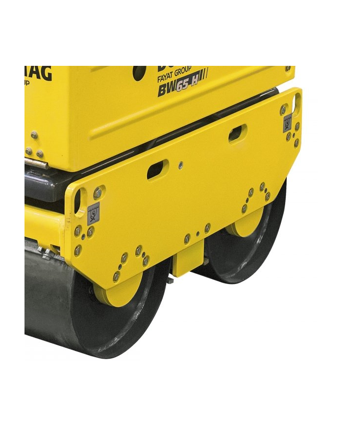 Walec prowadzony Bomag BW 75 H Bomag - Dane techniczne:  Chłodzenie: Powietrzem Ciężar: 1040 kg Silnik: Yanmar L100 Obroty: 3100