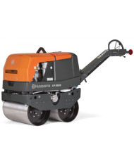 Walec prowadzony Husqvarna LP 6505 HATZ EL Husqvarna Construction - Dane techniczne:  Silnik: Hatz 1D42S Prędkość robocza: 0 - 3