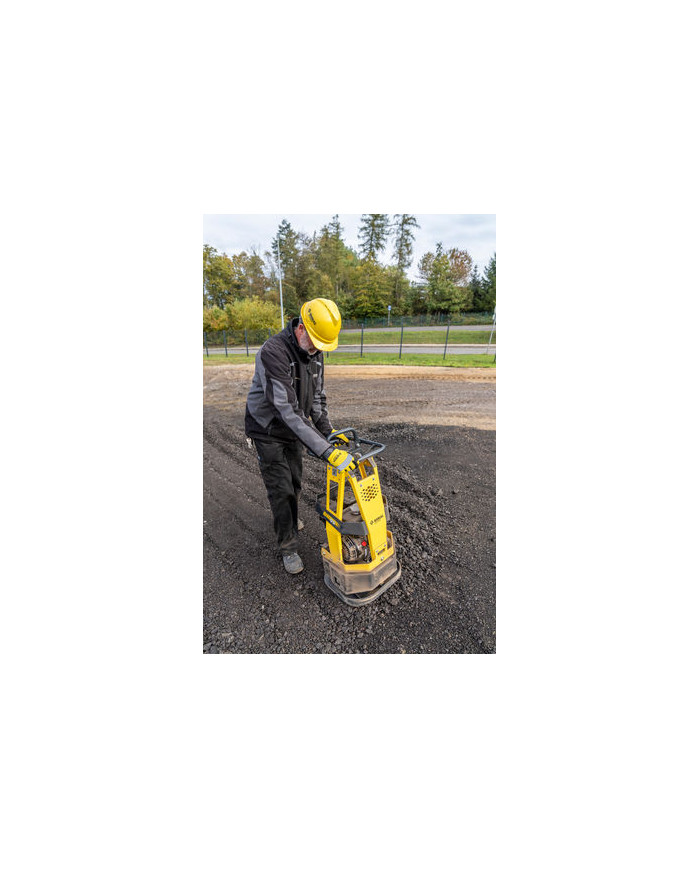 Zagęszczarka jednokierunkowa Bomag BR 95 Bomag - Dane techniczne:  Wymiary: 475 x 450 x 930 mm Częstotliwość: 90 Hz Paliwo: Benz