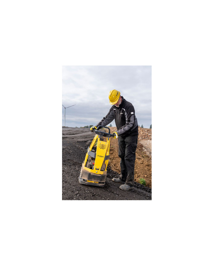 Bomag BR 95 unidirectional compactor Bomag - Specifications:  Dimensions: 475 x 450 x 930 mm Frequency: 90 Hz Fuel : Gasoline En Bomag BR 95 unidirectional compactor Bomag - Specifications:  Dimensions: 475 x 450 x 930 mm Frequency: 90 Hz Fuel : Gasoline En