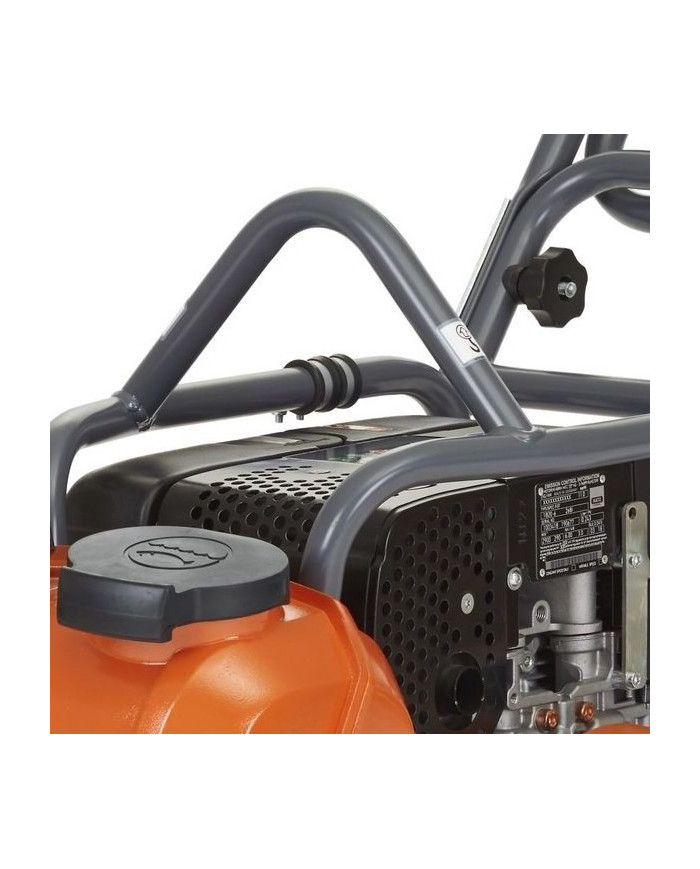 Husqvarna LF100 Honda LAT unidirectional compactor Husqvarna Construction - Specifications:  Cooling:Air Weight:109 kg Motor:GX 