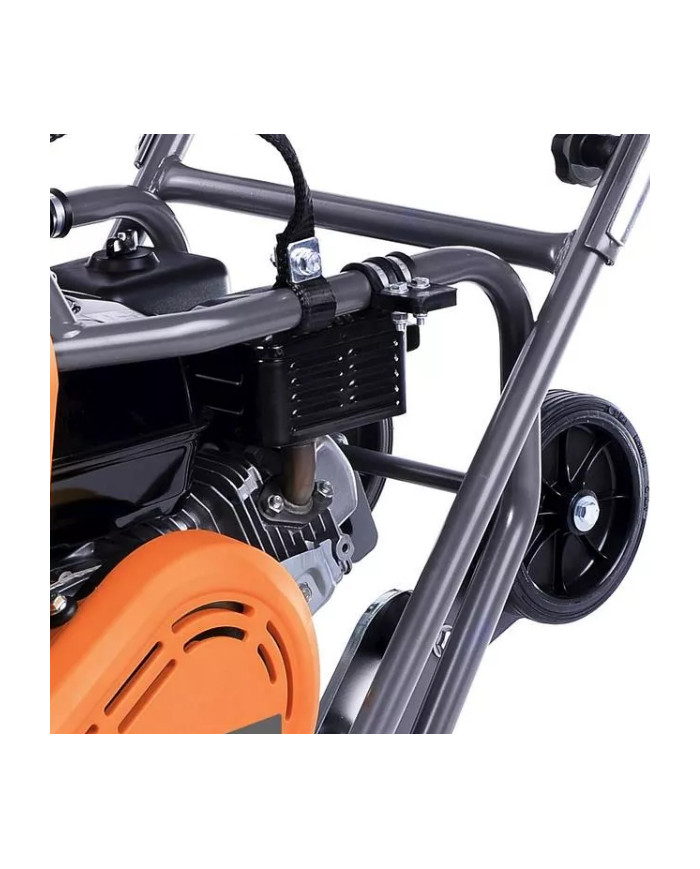 Jednobubnový kompaktor Husqvarna LF130 LT Husqvarna Construction - Technické údaje:      Hmotnosť:142 kgMotor:GX 160Výkon: 3,6 k Jednobubnový kompaktor Husqvarna LF130 LT Husqvarna Construction - Technické údaje:      Hmotnosť:142 kgMotor:GX 160Výkon: 3,6 k