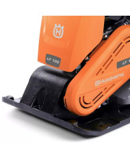 Zagęszczarka jednokierunkowa Husqvarna LF130 LT Husqvarna Construction - Dane techniczne:  Ciężar: 142 kg Silnik: GX 160 Moc: 3.
