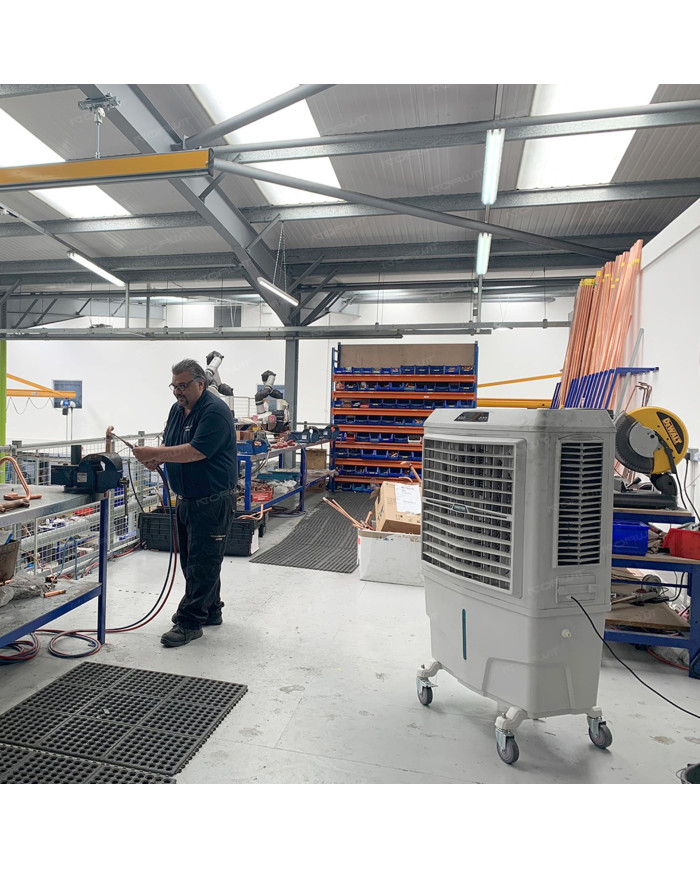 Klimatyzer Master BC 80 Master Heaters -      Dane techniczne:       Pojemność zbiornika [ l ]: 100     Poziom hałasu [ dB(A) ]: