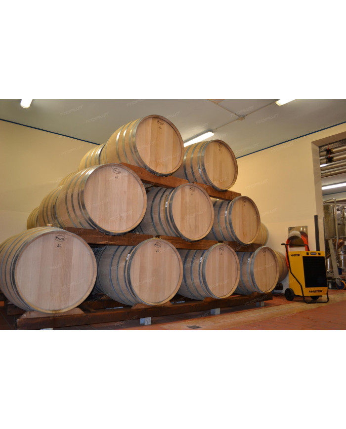 MASTER DH 92 condensation dehumidifier Master Heaters -      Technické údaje:       Objem nádrže [ l ]: 12     Hladina hluku [ d