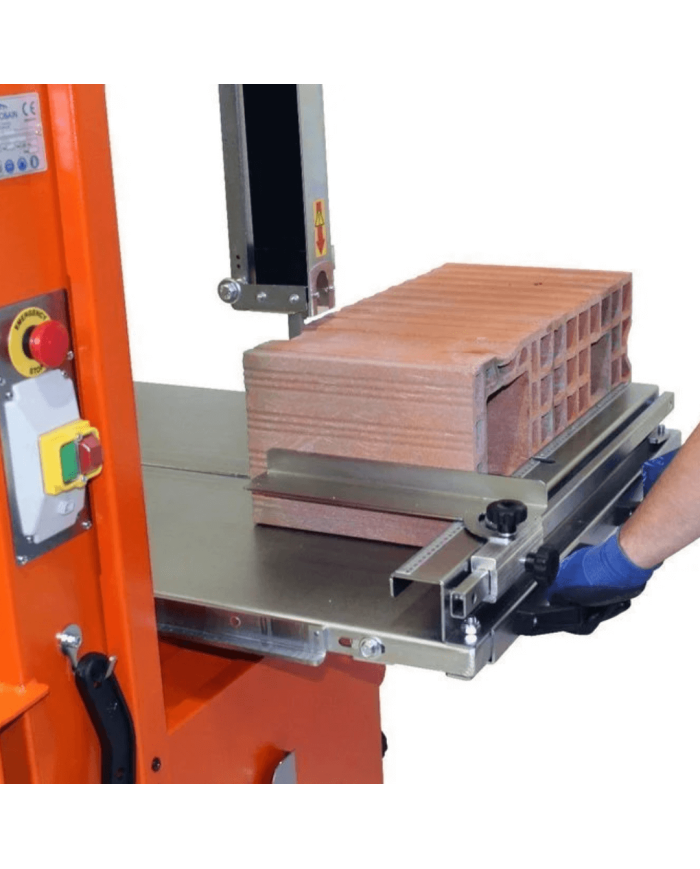 Piła taśmowa do bloczków komórkowych typu Ytong Norton Clipper CB 511 Norton Clipper - Dane techniczne:  Ciężar: 203kg Napięcie: Piła taśmowa do bloczków komórkowych typu Ytong Norton Clipper CB 511 Norton Clipper - Dane techniczne:  Ciężar: 203kg Napięcie: