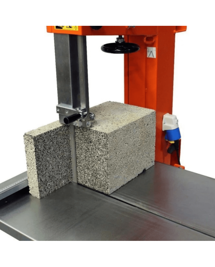 Piła taśmowa do bloczków komórkowych typu Ytong Norton Clipper CB 511 Norton Clipper - Dane techniczne:  Ciężar: 203kg Napięcie: Piła taśmowa do bloczków komórkowych typu Ytong Norton Clipper CB 511 Norton Clipper - Dane techniczne:  Ciężar: 203kg Napięcie: