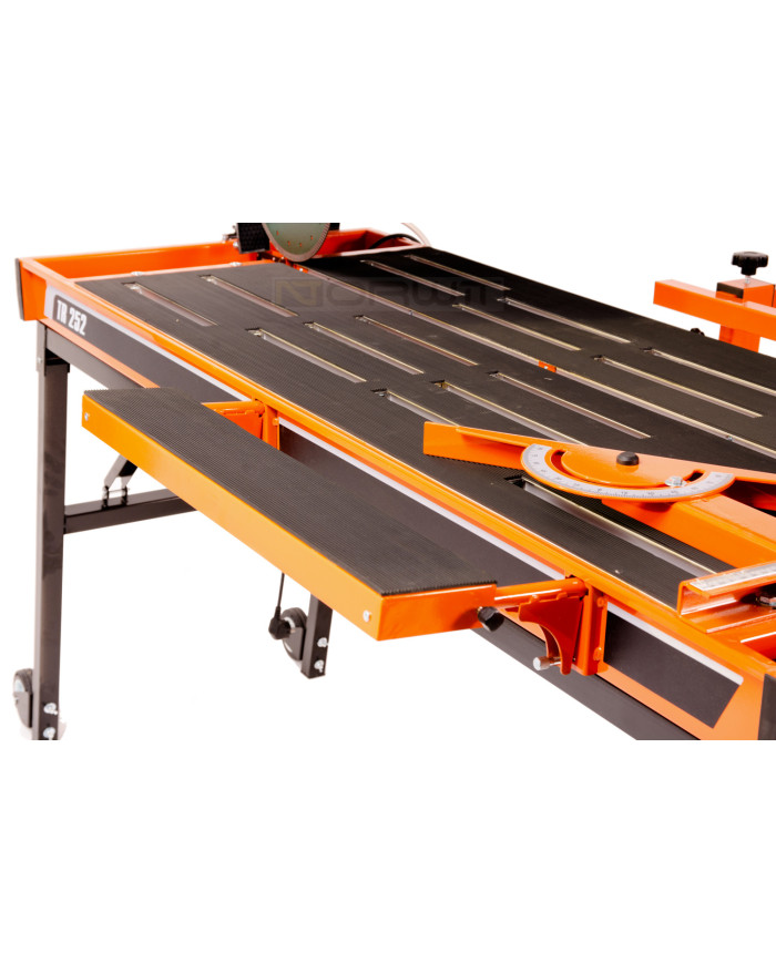 Norton Clipper TR 252 Tile Table Saw Norton Clipper - Dane techniczne:wymiary: 1860 x 600 x 1170mmciezar: 75kgnapiecie: 230v 1~m Norton Clipper TR 252 Tile Table Saw Norton Clipper - Dane techniczne:wymiary: 1860 x 600 x 1170mmciezar: 75kgnapiecie: 230v 1~m
