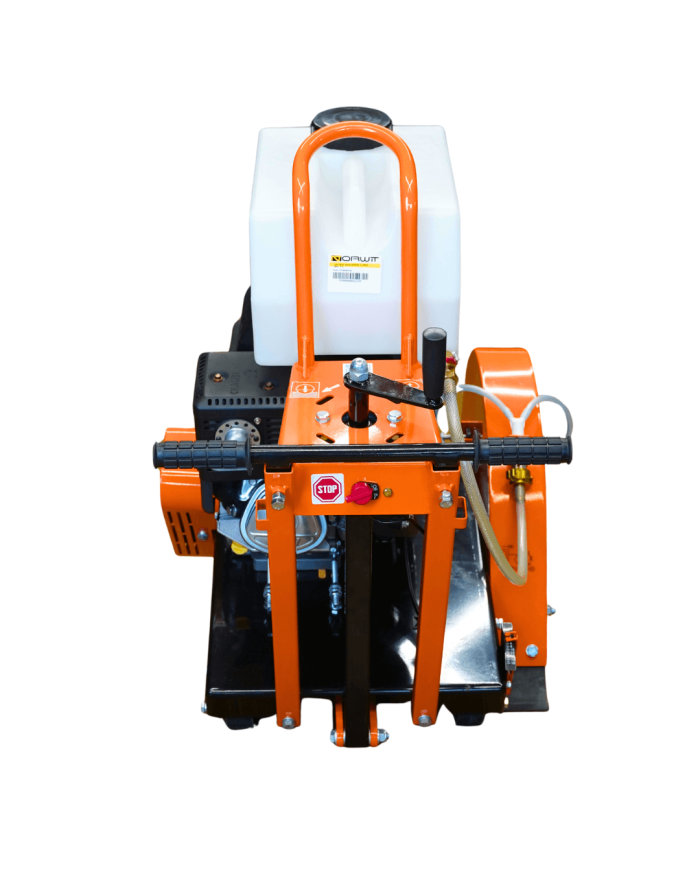 Przecinarka jezdna Norton Clipper CS 401 P14 Norton Clipper - Dane techniczne:  Ciężar: 99 kg Silnik: Kohler Prędkość obrotowa:  Przecinarka jezdna Norton Clipper CS 401 P14 Norton Clipper - Dane techniczne:  Ciężar: 99 kg Silnik: Kohler Prędkość obrotowa: