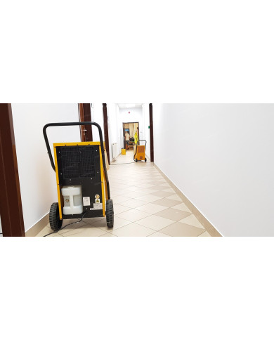 Master DH 44 dehumidifier Master Heaters - Technical Data:  Tank capacity [ l ]: 12 Noise level [ dB(A) ]: 53 Airflow [ m³/h ]: 