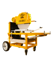 Cedima CTS-265 400V table saw Cedima - Specifications:  Voltage: 400 V  Fuel: N/A Motor: Electric Weight: 200 kg Speed: 1420 rpm